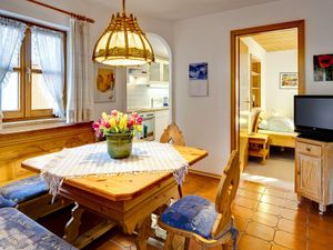 72916-Ferienwohnung-3-Berchtesgaden-300x225-4