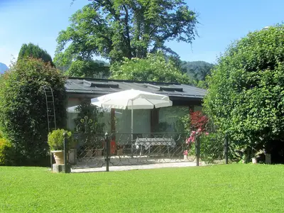 Ferienwohnung 4 - Sitzbereich im Garten