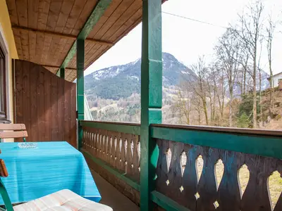 Balkon mit Bergblick