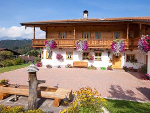 91827-Ferienwohnung-2-Berchtesgaden-300x225-1