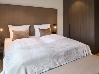 Schlafzimmer mit Doppelbett Fewo Panoramablick