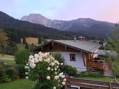 Nordansicht  bei Sonnenuntergang