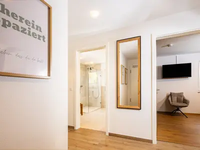 Flur_Richtung_Badezimmer_2