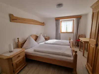 Schlafzimmer 3