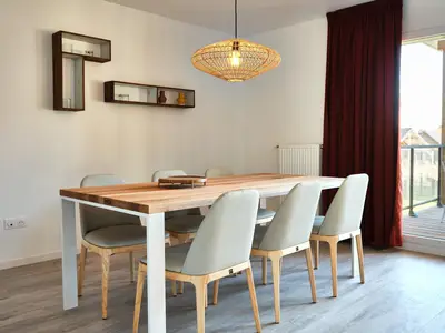 DiningRoom DiningRoom