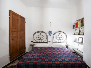 23923099-Ferienwohnung-4-Bergeggi-300x225-2