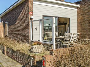 23746460-Ferienwohnung-4-Bergen aan Zee-300x225-0