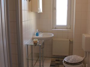 19011228-Ferienwohnung-4-Bergen auf Rügen-300x225-4