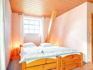 23939224-Ferienwohnung-6-Bergen auf Rügen-300x225-5