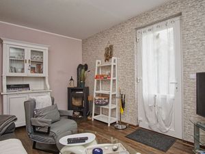 24046522-Ferienwohnung-4-Bergen auf Rügen-300x225-5