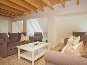 23957420-Ferienwohnung-4-Bergen auf Rügen-300x225-5