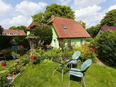 Ferienwohnung für 8 Personen (55 m²) in Bergen auf Rügen 1/10