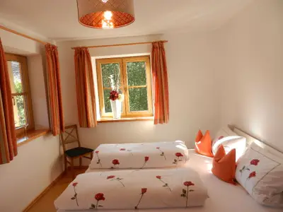 Schlafzimmer 1 mit Balkon