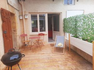 23461199-Ferienwohnung-2-Bergerac-300x225-0