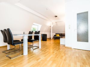 22506573-Ferienwohnung-3-Bergisch Gladbach-300x225-3