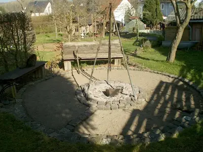Lagerfeuerstelle für lange Abende in der Natur zu geniesen