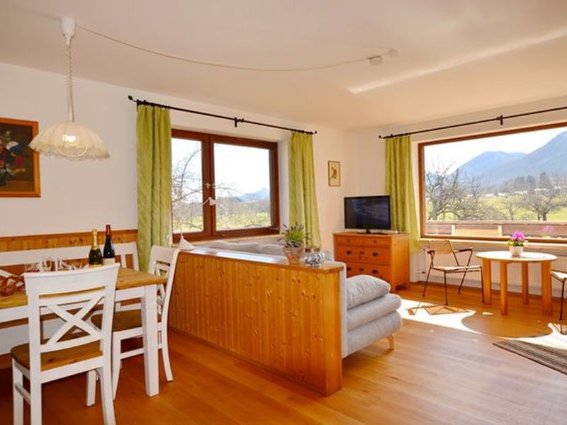 23694888-Ferienwohnung-4-Bernau am Chiemsee-800x600-0