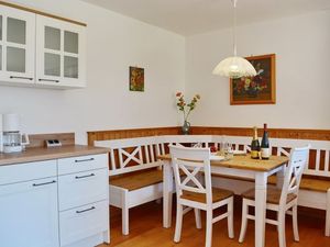 23694888-Ferienwohnung-4-Bernau am Chiemsee-300x225-5