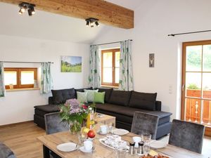 23694782-Ferienwohnung-6-Bernau am Chiemsee-300x225-4