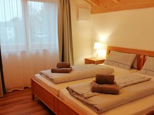 21973945-Ferienwohnung-5-Bernau am Chiemsee-300x225-5