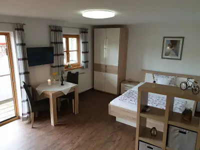 Ferienwohnung für 2 Personen (25 m²) in Bernau am Chiemsee 4/9