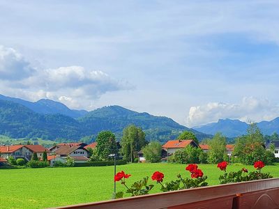 Blick vom Balkon mit Kampenwand