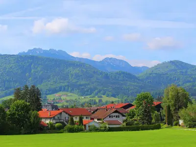 Blick vom Balkon zur Kampenwand