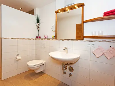 Ferienwohnung für 2 Personen (50 m²) in Bernau am Chiemsee 5/7