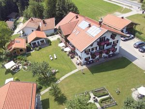 Ferienwohnung für 3 Personen in Bernau am Chiemsee