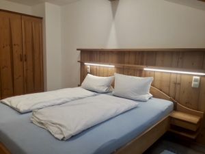 24009377-Ferienwohnung-4-Bernau am Chiemsee-300x225-3