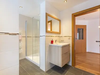 Ferienwohnung für 5 Personen (100 m²) in Bernau am Chiemsee 6/7