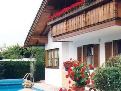 Ferienwohnung für 2 Personen (65 m²) in Bernau am Chiemsee 1/10