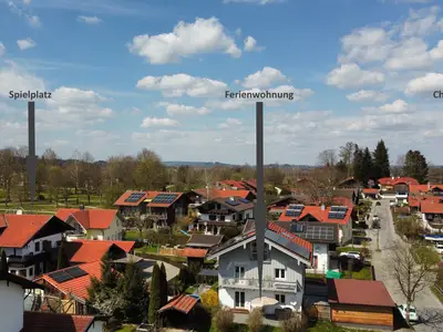 Chiemsee und Spielplatz fußläufig erreichbar
