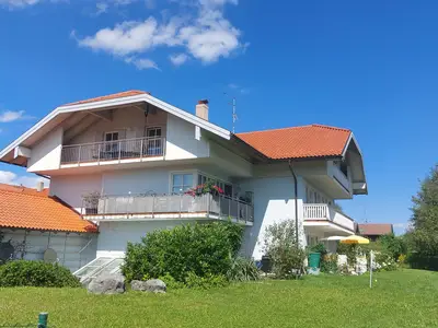 Hausansicht West-Süd-Seite