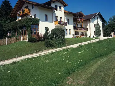 Ferienwohnung für 2 Personen (50 m²) in Bernau am Chiemsee 1/10