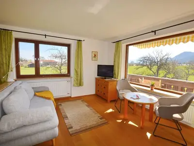 Ferienwohnung für 4 Personen (60 m²) in Bernau am Chiemsee 2/10