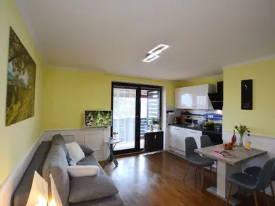 Ferienwohnung für 3 Personen (58 m²) in Bernau am Chiemsee 3/10
