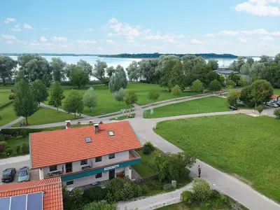 Ferienwohnung für 3 Personen (45 m²) in Bernau am Chiemsee 2/10
