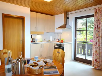 Ferienwohnung für 2 Personen (42 m²) in Bernau am Chiemsee 9/10
