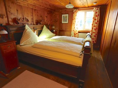 Schlafzimmer 1