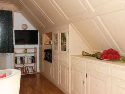 Digital-SAT-Flachbildfernseher, Stereoanlage