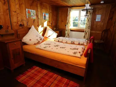 Schlafzimmer 2