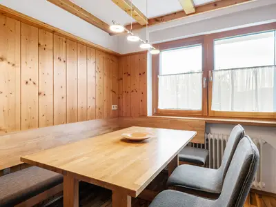 DiningRoom