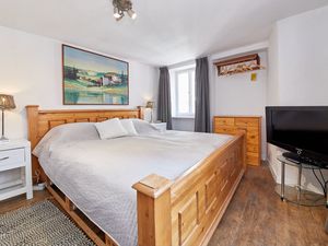 24054975-Ferienwohnung-3-Bernkastel-Kues-300x225-2