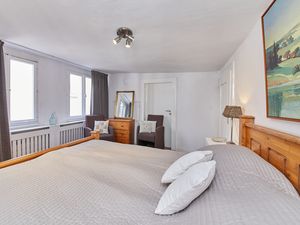 24054975-Ferienwohnung-2-Bernkastel-Kues-300x225-3