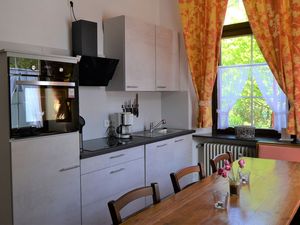 24054983-Ferienwohnung-4-Bernkastel-Kues-300x225-1