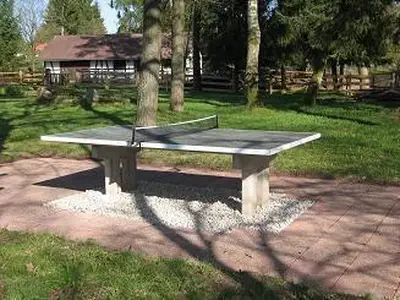 Tischtennisplatte