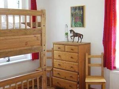 Kinderzimmer mit Doppelstockbett ( Standardmatratzen für Erwachsene geeignet)