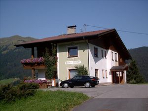 17327451-Ferienwohnung-4-Berwang-300x225-2