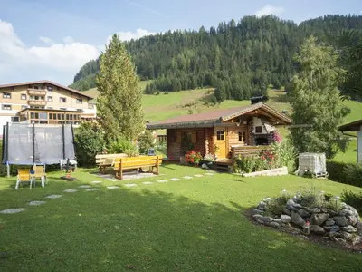 Hütte im Sommer